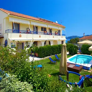 Kalypso & Apartment Karavomylos